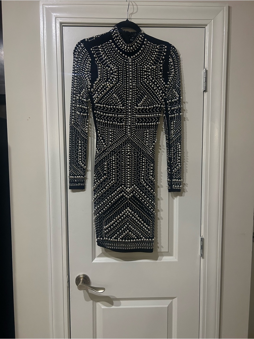 Black Embellished Long-Sleeve Bodycon Dress